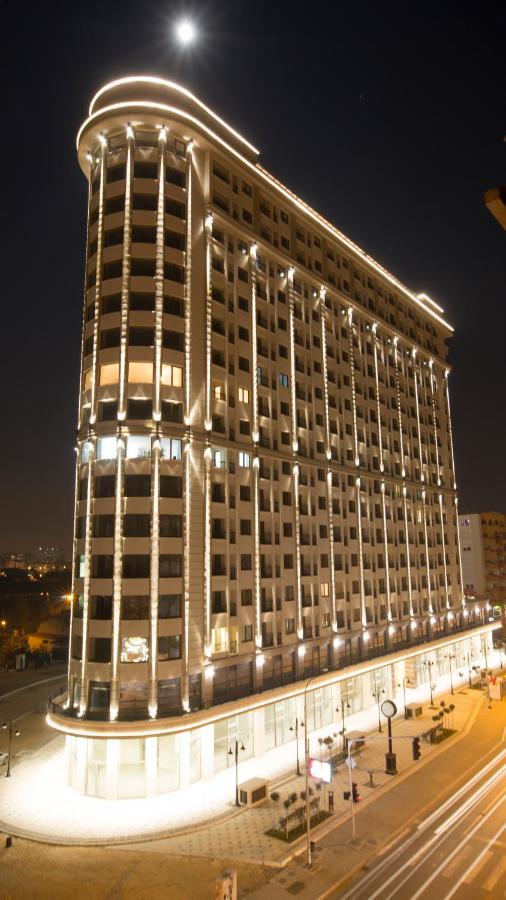 Stylish Apartment, Skopje Centre - Private Parking - Panoramic Views エクステリア 写真